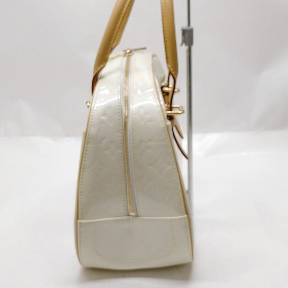 Authentic Louis Vuitton Summit Drive White Vernis Hand Bag mn579-112725 - Picture 3 of 16